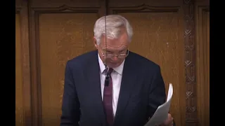 David Davis MP asks the Economic Secretary to the Treasury about access to cash and bank closures
